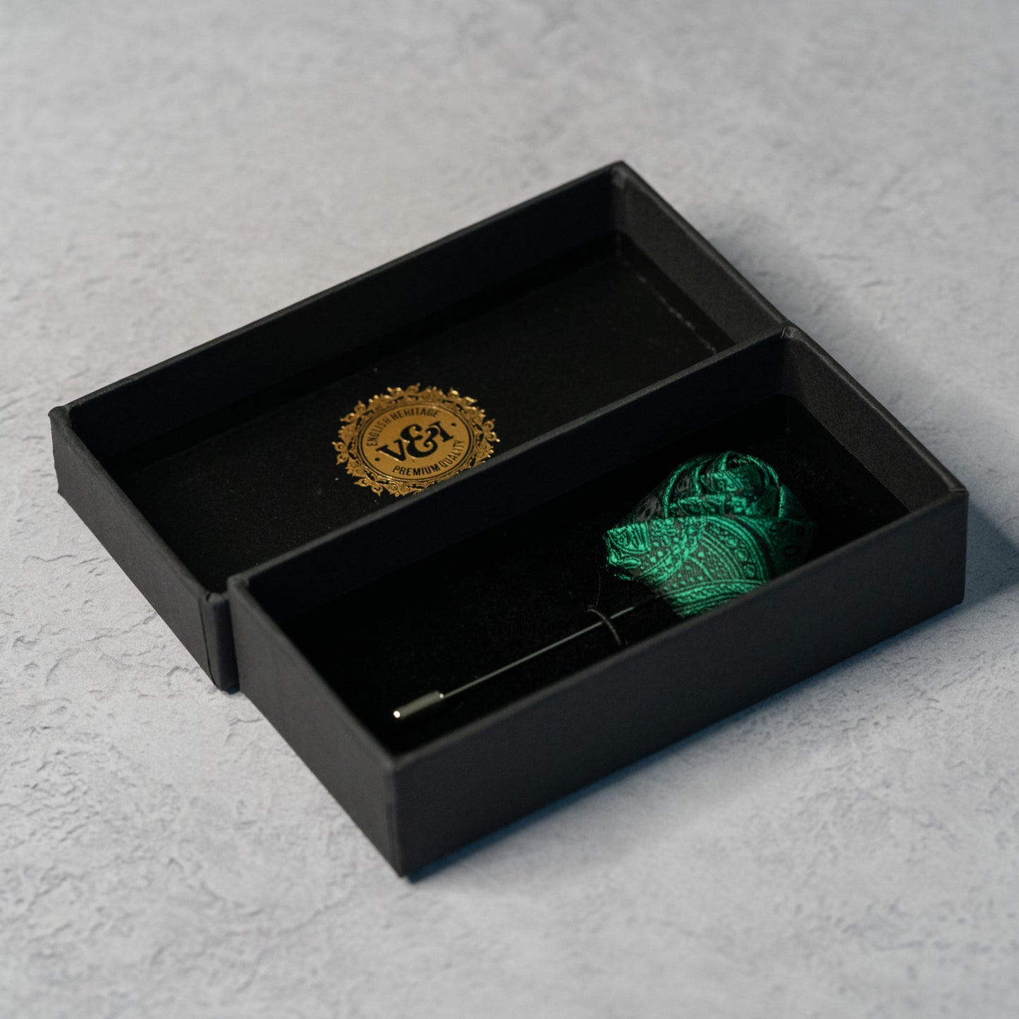 FOREST GREEN PAISLEY TIE SET
