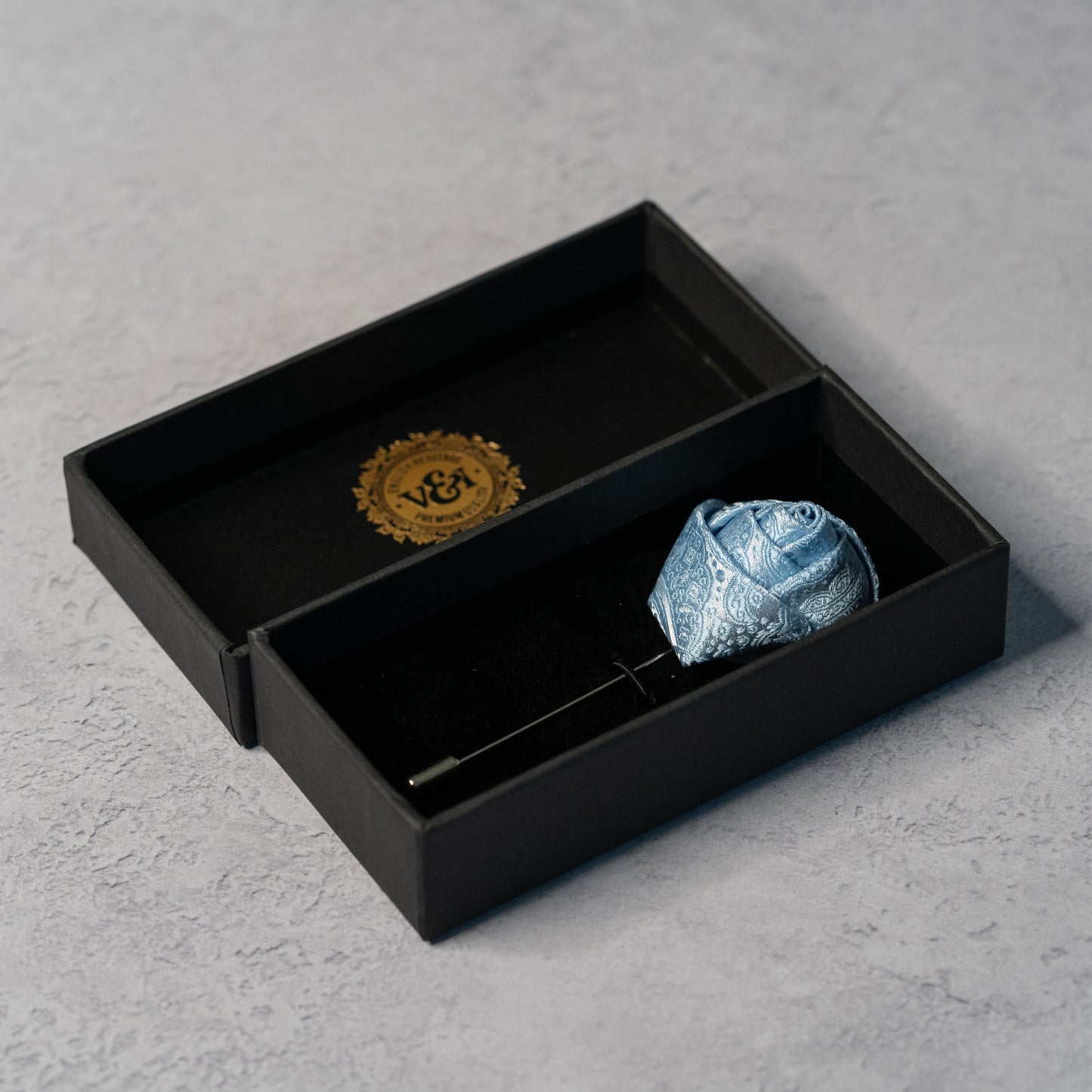 LIGHT BLUE PAISLEY TIE SET