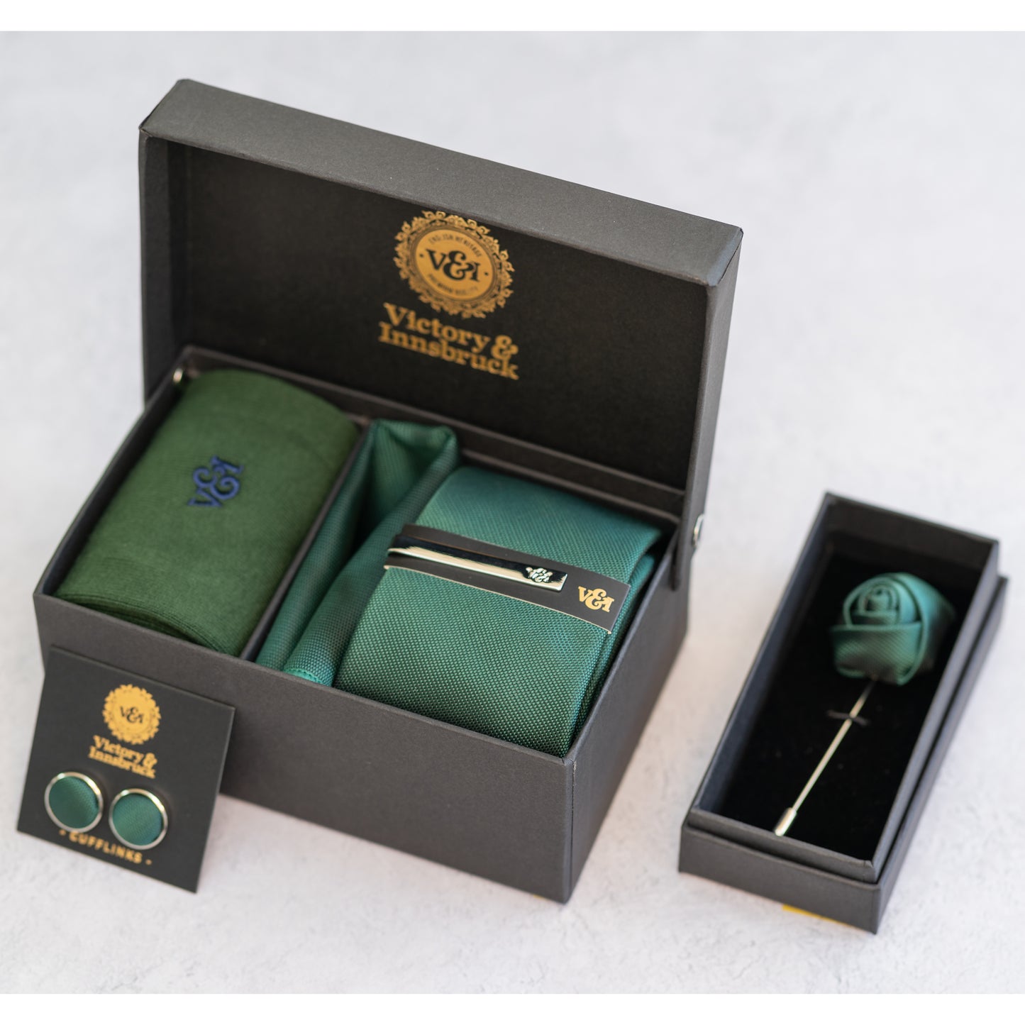 EMERALD GREEN TEXTURED TIE SET