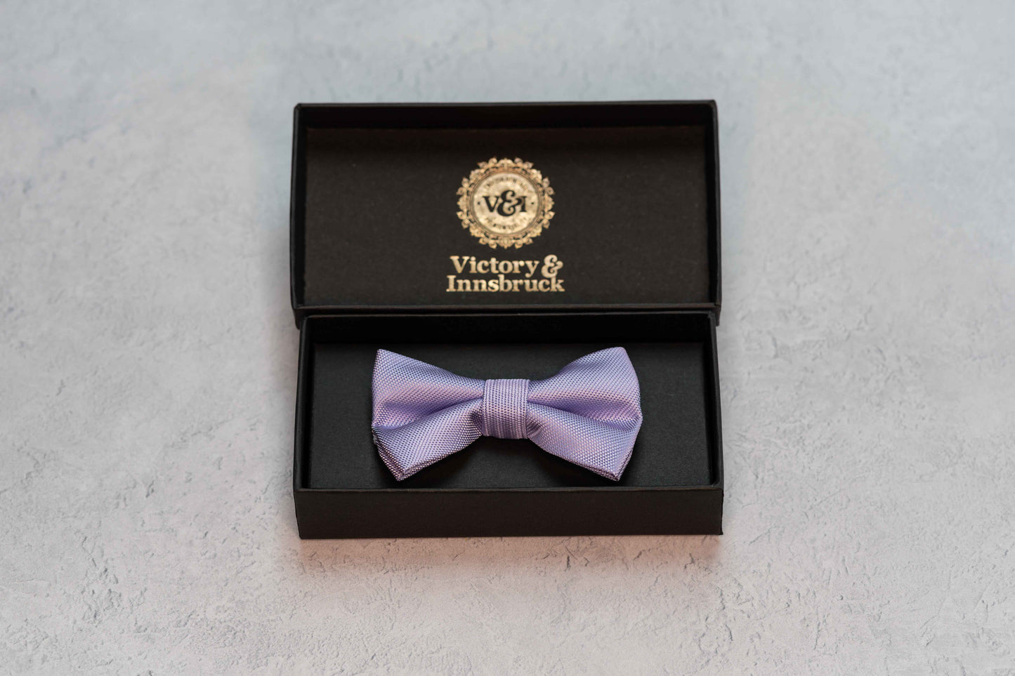 BOY'S LAVENDER TEXTURED BOW TIE