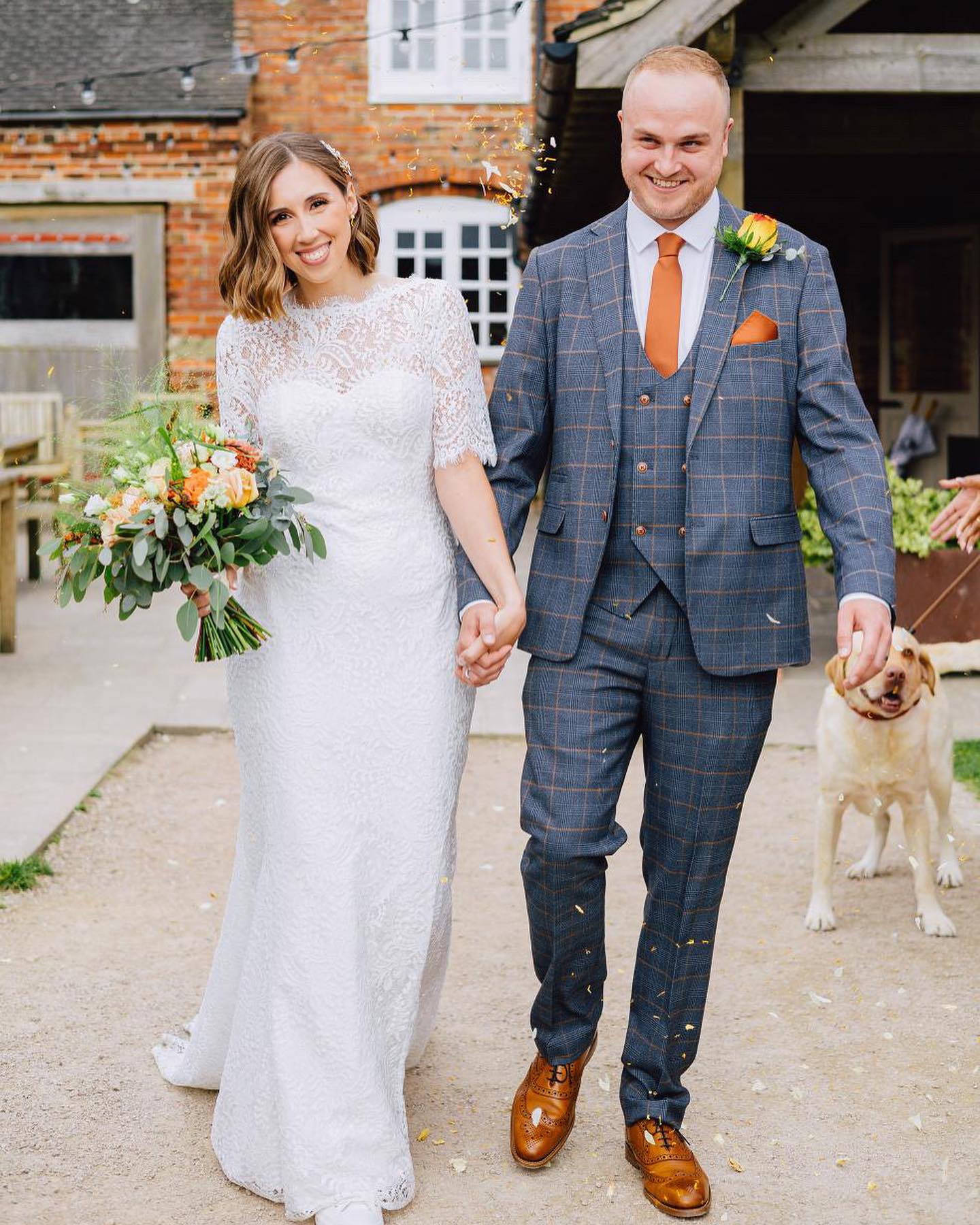 BURNT ORANGE TEXTURED TIE SET