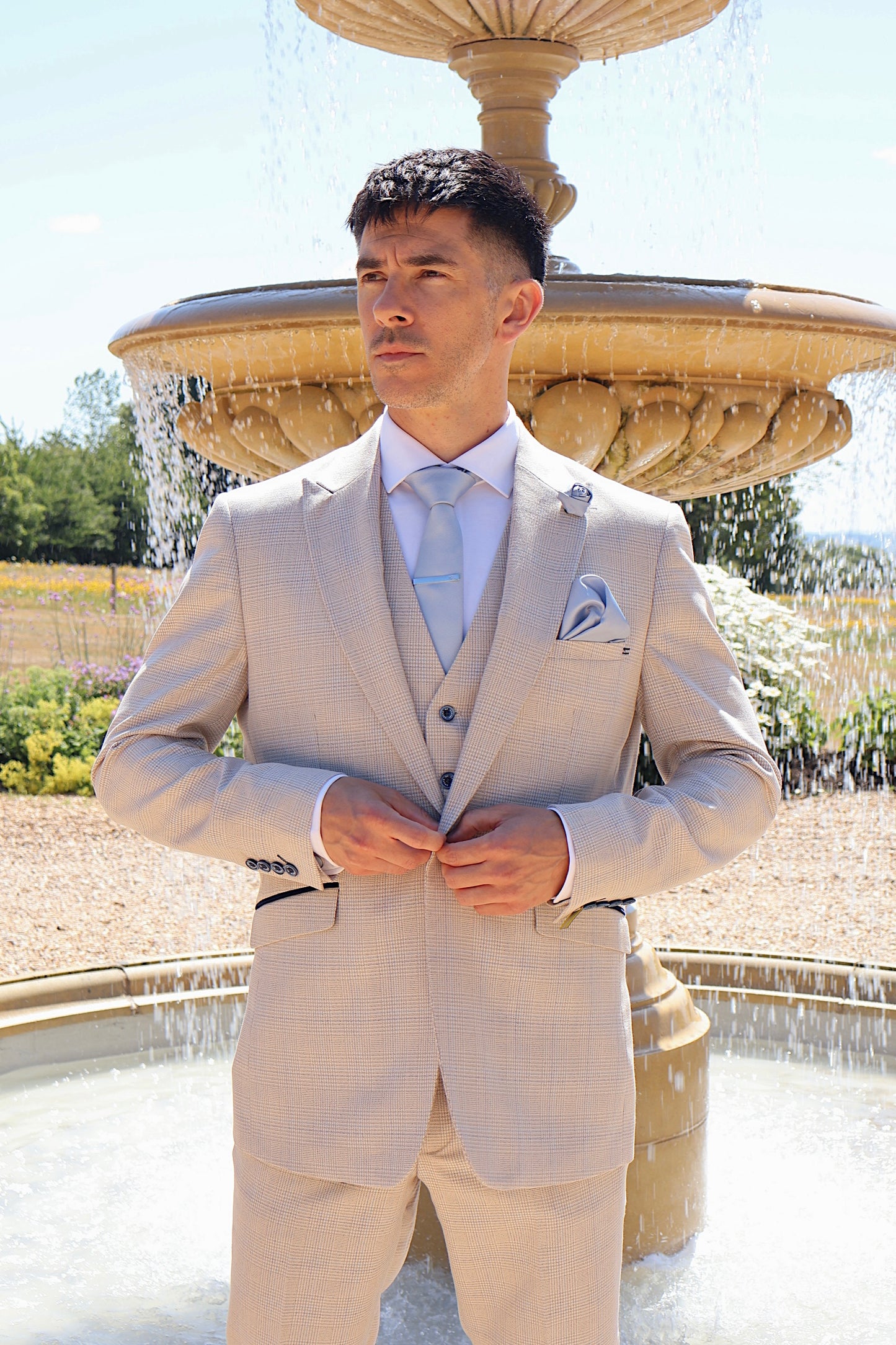 Caridi Beige Regular Check Three Piece Suit