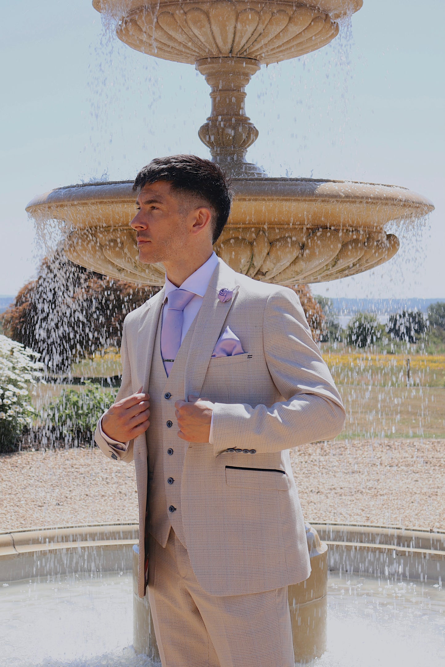 Caridi Beige Regular Check Three Piece Suit