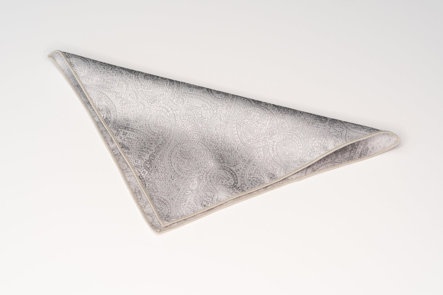 SILVER PAISLEY TIE SET