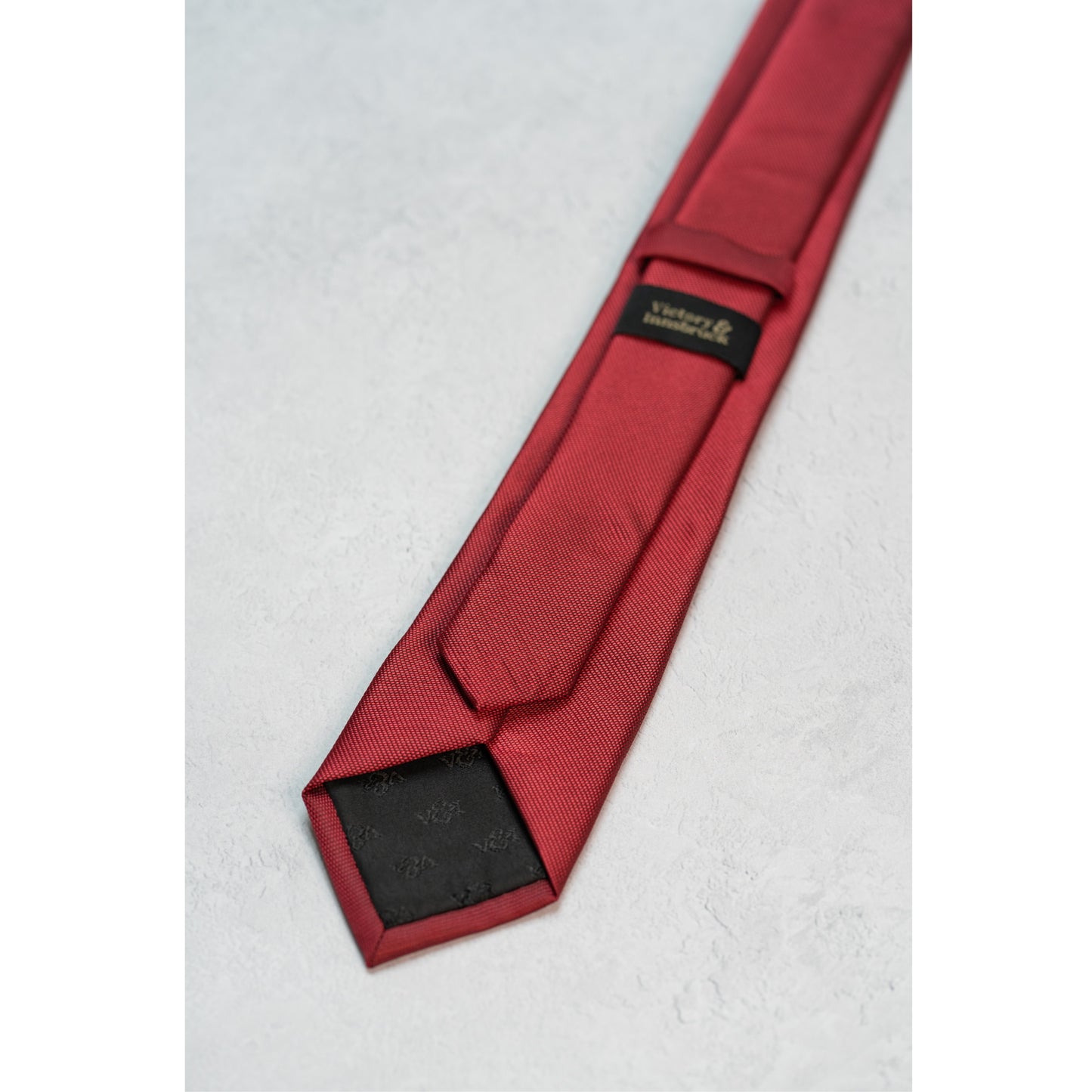 RED TEXTURED TIE SET