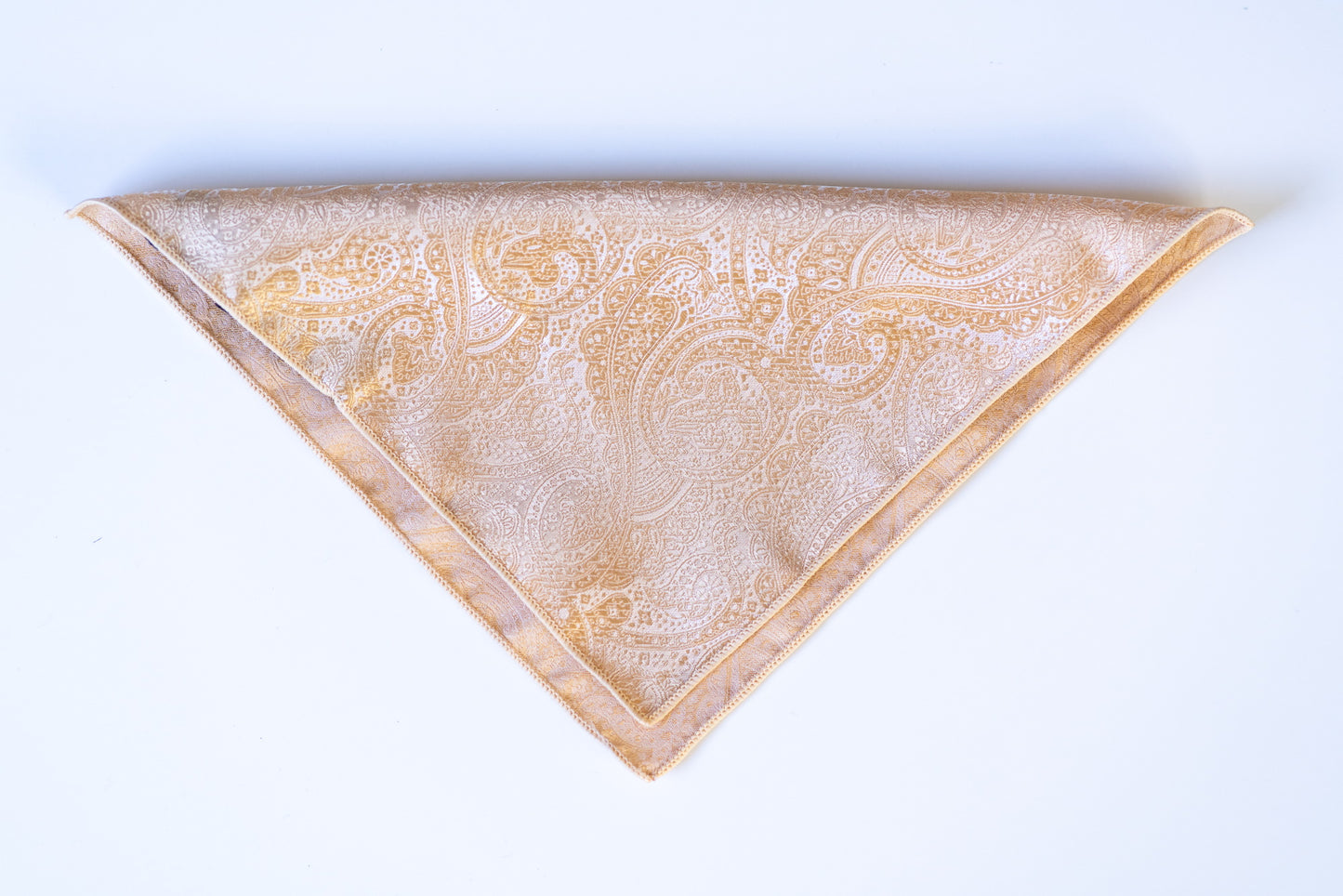 CHAMPAGNE GOLD PAISLEY TIE SET