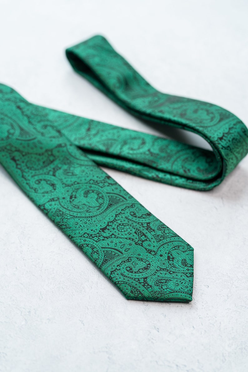 FOREST GREEN PAISLEY TIE SET