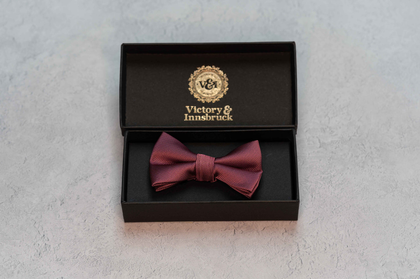 BOY'S MAUVE TEXTURED BOW TIE