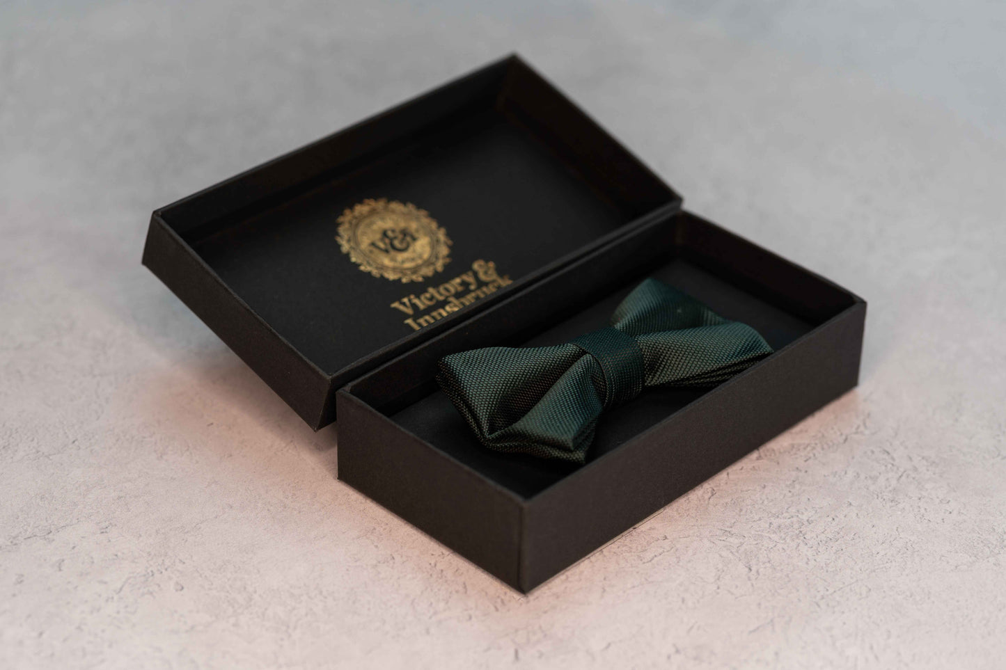 BOY'S DARK BOTTLE GREEN TEXTURED BOW TIE