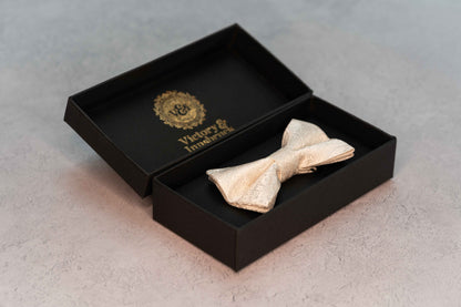 BOY'S IVORY PAISLEY BOW TIE